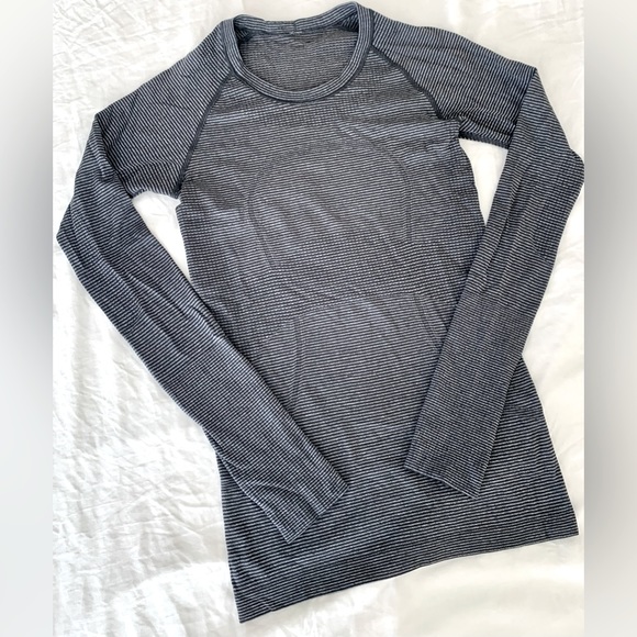 Lululemon Swiftly Tech Longsleeve - Picture 1 of 4